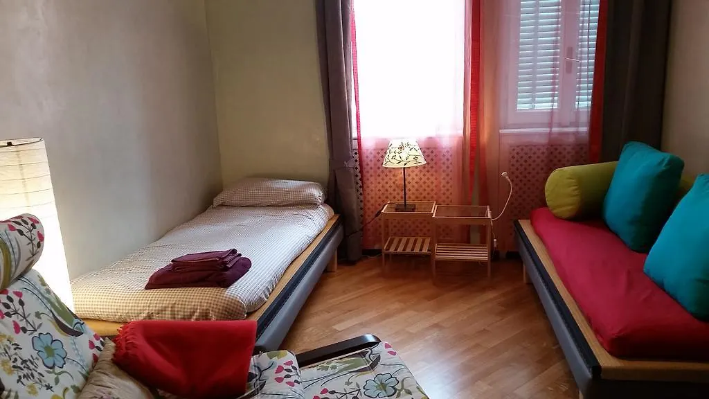 Milano Centrale B&B monolocale-studio Bed & Breakfast