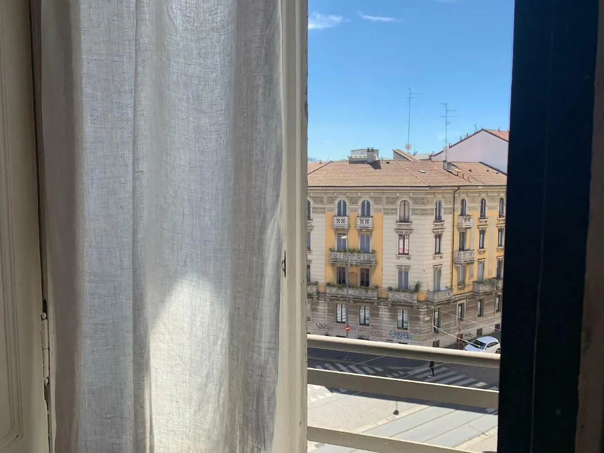 Milano Centrale B&B monolocale-studio Italia