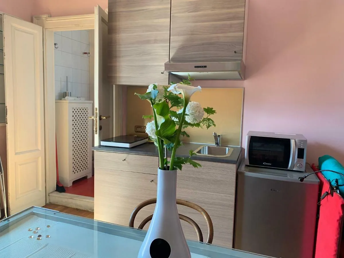 Bed & Breakfast Milano Centrale B&B monolocale-studio Italia