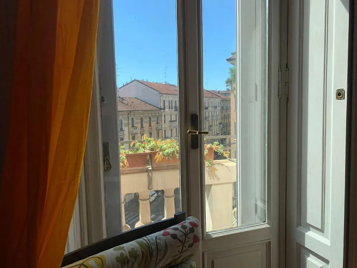 Milano Centrale B&B monolocale-studio 0*,  Italia
